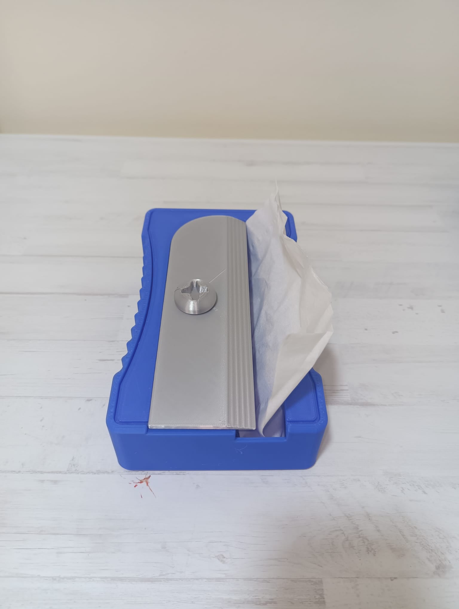 Caja de Pañuelos en Forma de Sacapuntas - ¡Un Toque Único para tu Hogar!